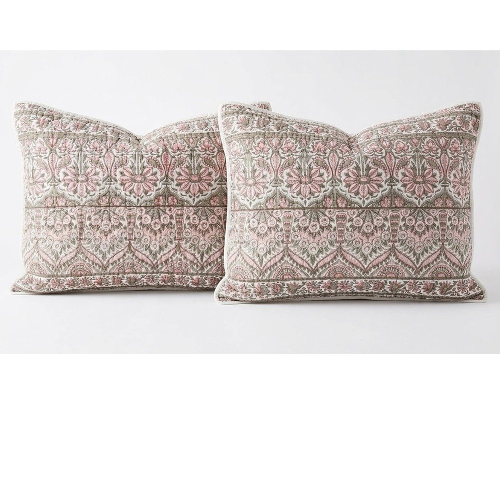 Pottery Barn Amalia Block Print Standard Quilted Pillow Shams Set of 2 (26x20)